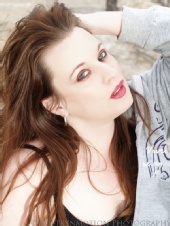 Syn Dee