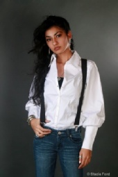 yasmin khoshdel