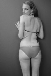 Tonia