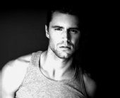 Tyler T Faust