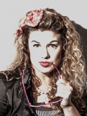 Rosamund Barnard