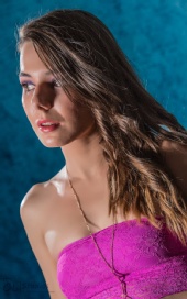Laura K