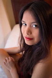 N E Photography