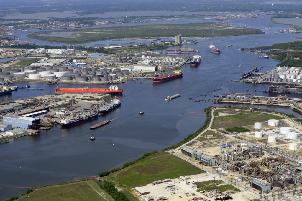 Members of the 2nd 80’s Response Unified Command continue to remove product from damaged tanks at the ITC Deer Park facility on March 27, 2019 near La Porte, Texas. Since March 19, 2019, more than 1,100 federal, state and local first responders, agencies, and environmental cleanup contractors have been on scene and actively assessing, booming and removing product from affected areas. U.S. Coast Guard photo by PA2 Johanna Strickland