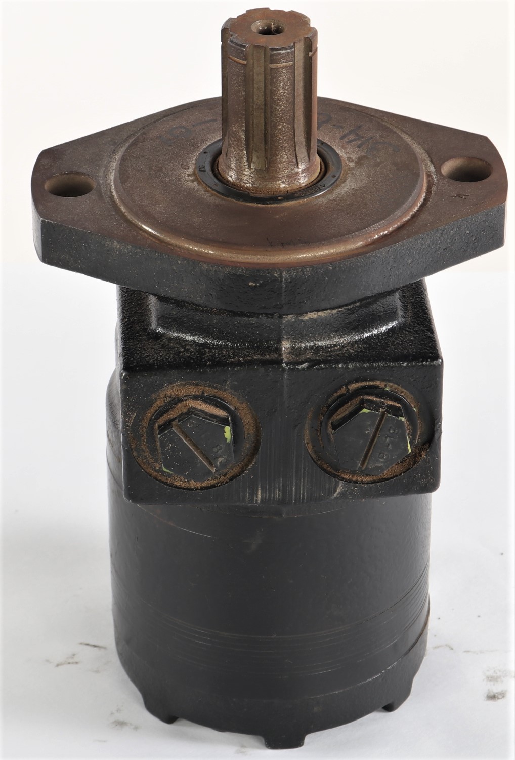 MG100611AAAA from PARKER HYDRAULIC ORBIT MOTOR