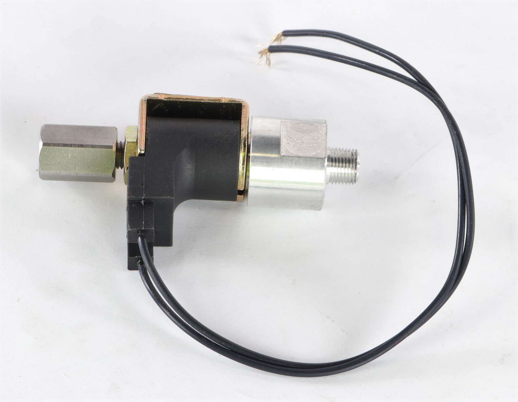 RD500600P from RED DOT PNEUMATIC SOLENOID VALVE 3WAY 12V, 160PSIG