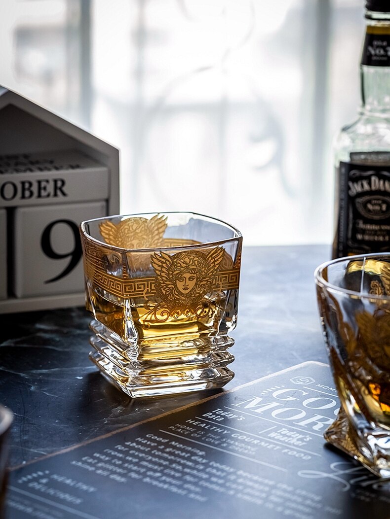 Creative Crystal Whiskey Cup Medusa Gold Portrait Wine Glass Wine Glass Multi-Functional Beer Steins Water Cup