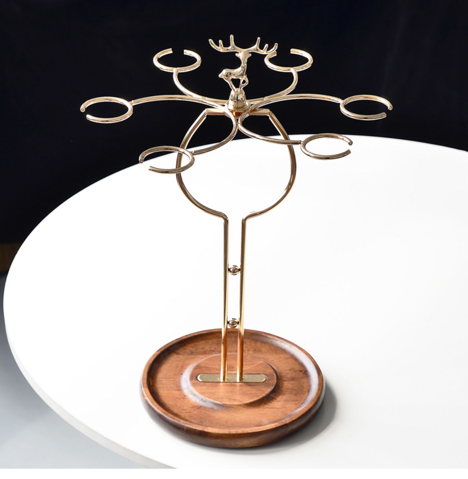 Light Luxury Black Tie Burgundy Red Wine Glass Originality Household Kitchenware Paunch Crystal Glass Red Pole Elk Goblet Stand