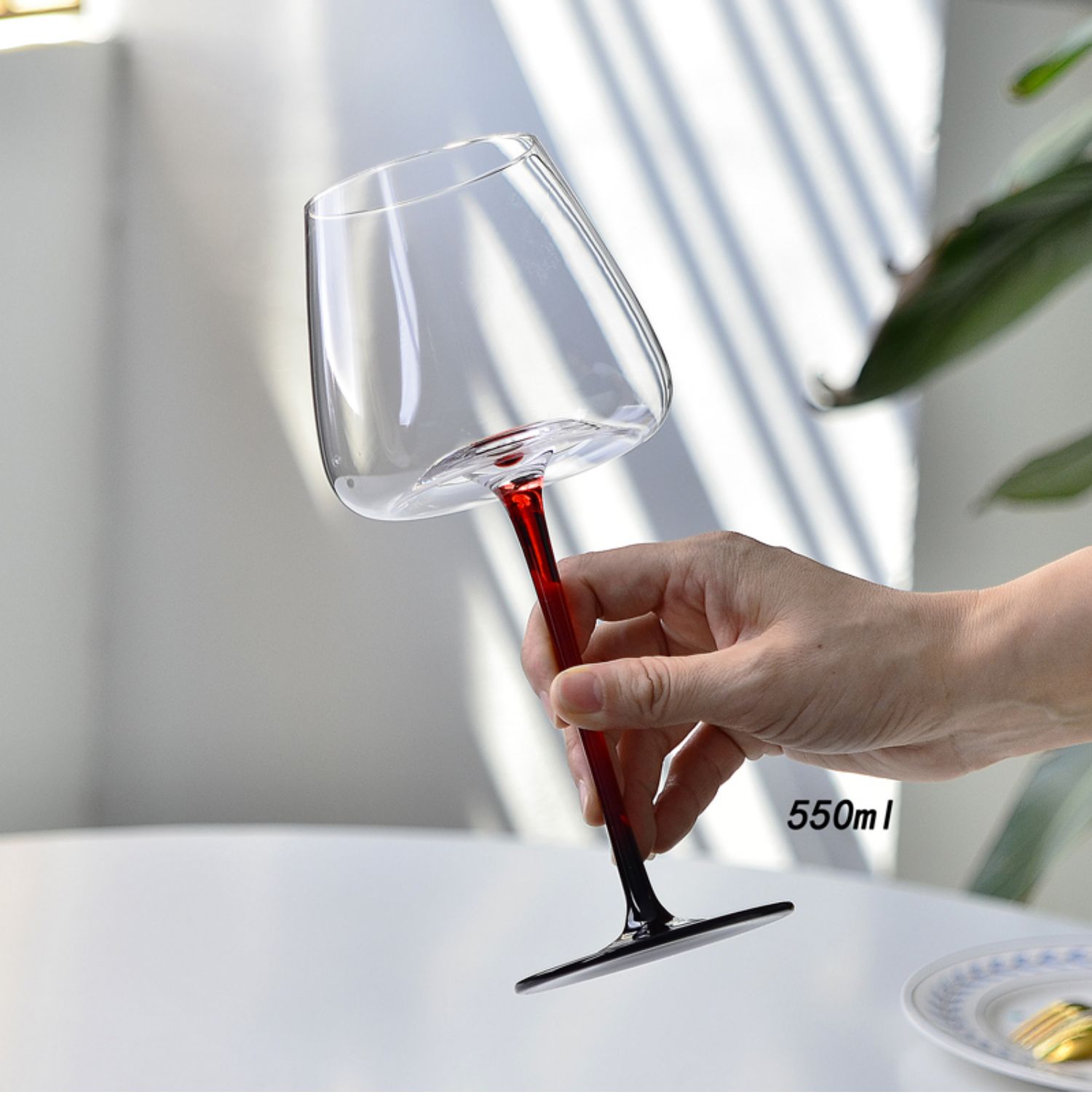 Light Luxury Black Tie Burgundy Red Wine Glass Originality Household Kitchenware Paunch Crystal Glass Red Pole Elk Goblet Stand