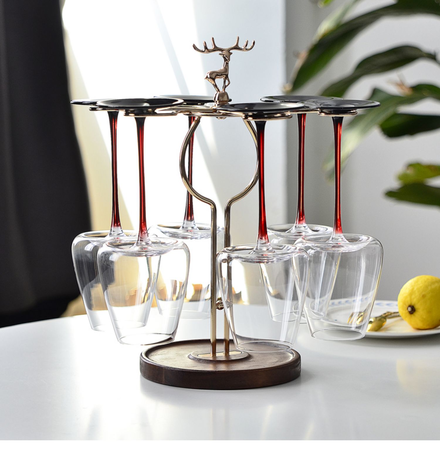 Light Luxury Black Tie Burgundy Red Wine Glass Originality Household Kitchenware Paunch Crystal Glass Red Pole Elk Goblet Stand
