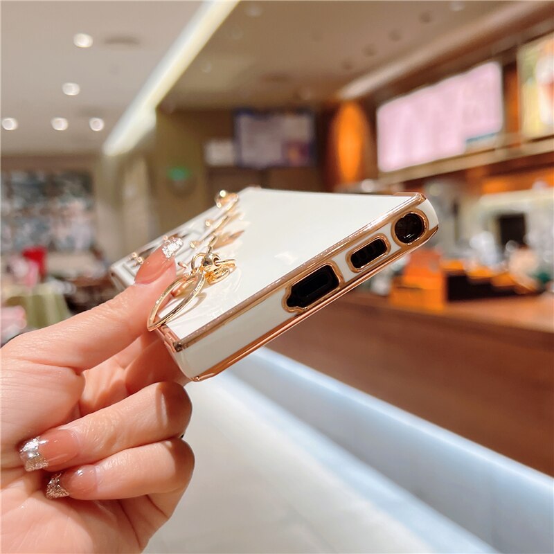 Plating Silicone Love Heart Bracelet Case For Samsung Galaxy S23 S22 S21 Ultra A52 A53 FE A54 A23 A12 A 52S 53 54 5G Soft Covers