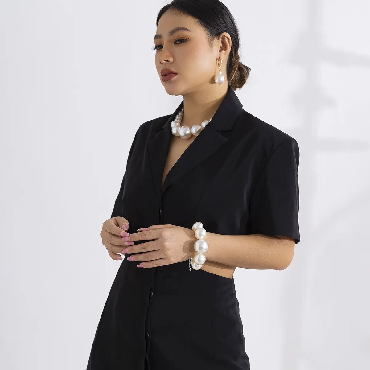 Imitation Pearl Necklace Bracelet Earrings for Women Fashion Jewelry Set Exaggerated Design