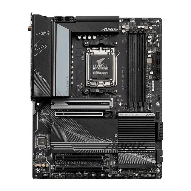 MBO Gigabyte X670 Aorus Elite AX AMD SK-AM5 Ryzen 7000 4DDR5 WIFI HDMI 2M.2 USB3.2 PCI4.0 ATX