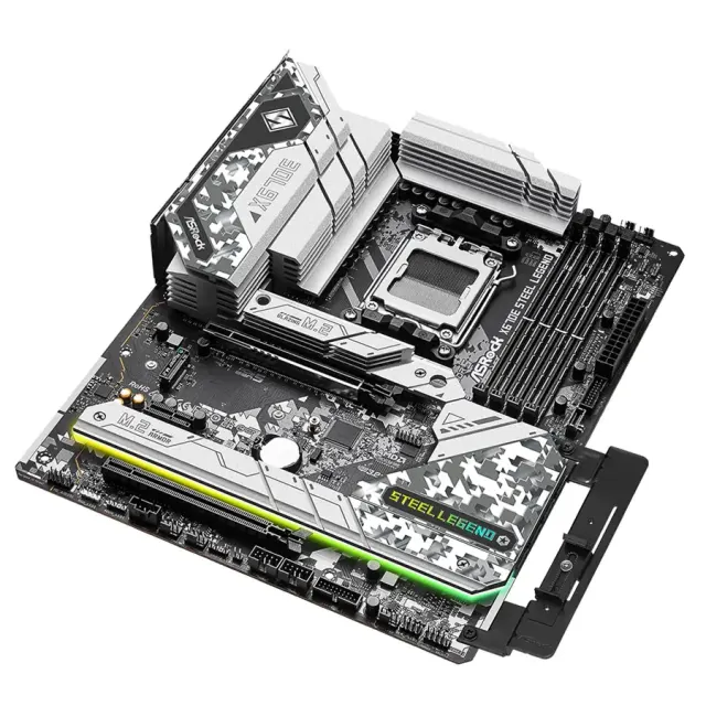 MBO ASROCK X670E Steel Legend AMD5 HDMI-DP 4xDDR5 13USB 4SATA3 PCIe2x16-1x1 2LAN M.2 WiFi ATX