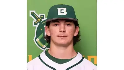 Medium cd4d33d9 57ef 4f24 9925 dd6cf5387117