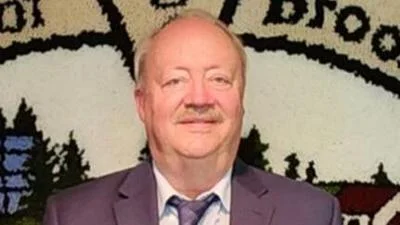 Keith Henderson Chairman Of Brookfield Town