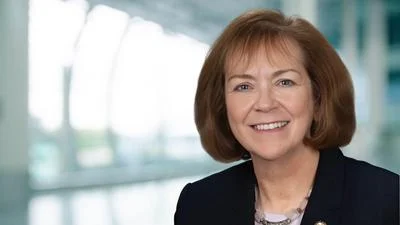 Medium gayle manning