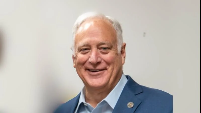 Austin police seek help finding stolen French Bulldog after robbery