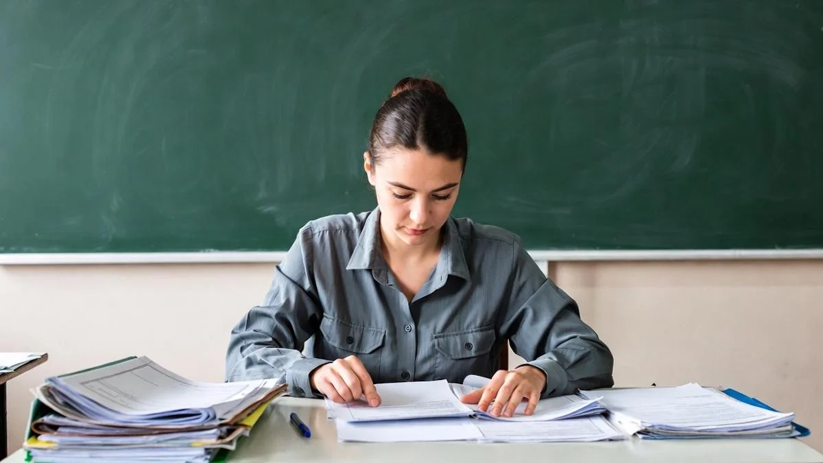 Minnesota teachers face Sept. 30 deadline to change union membership status