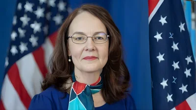 Medium alisondilworth