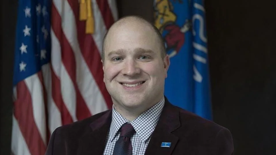 Shae Sortwell comments on Wisconsin politics and public figures in recent tweets