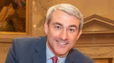 Senator Rob Hutton 