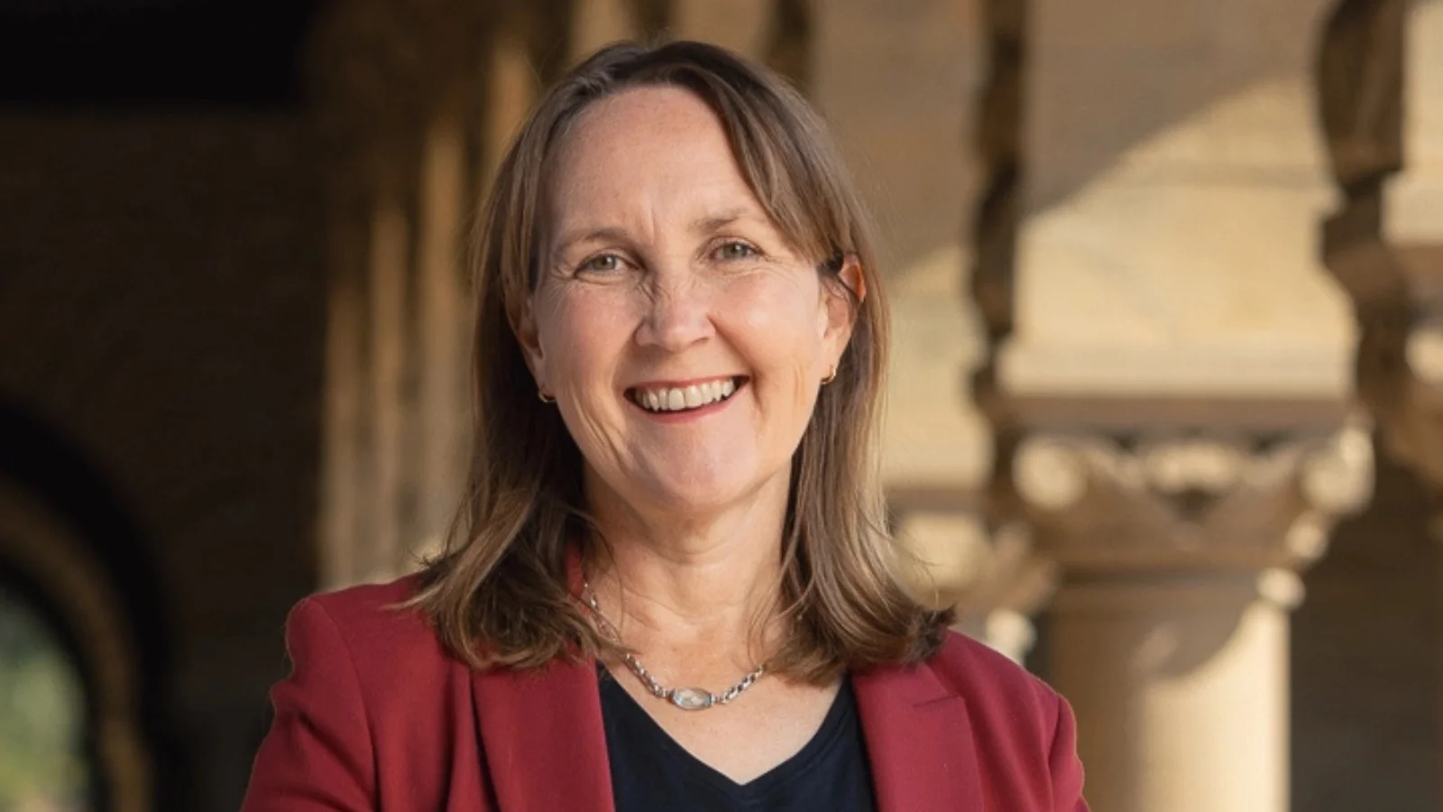 Stanford hosts meeting on sustainable finance strategies
