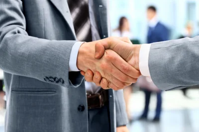 Medium handshake09