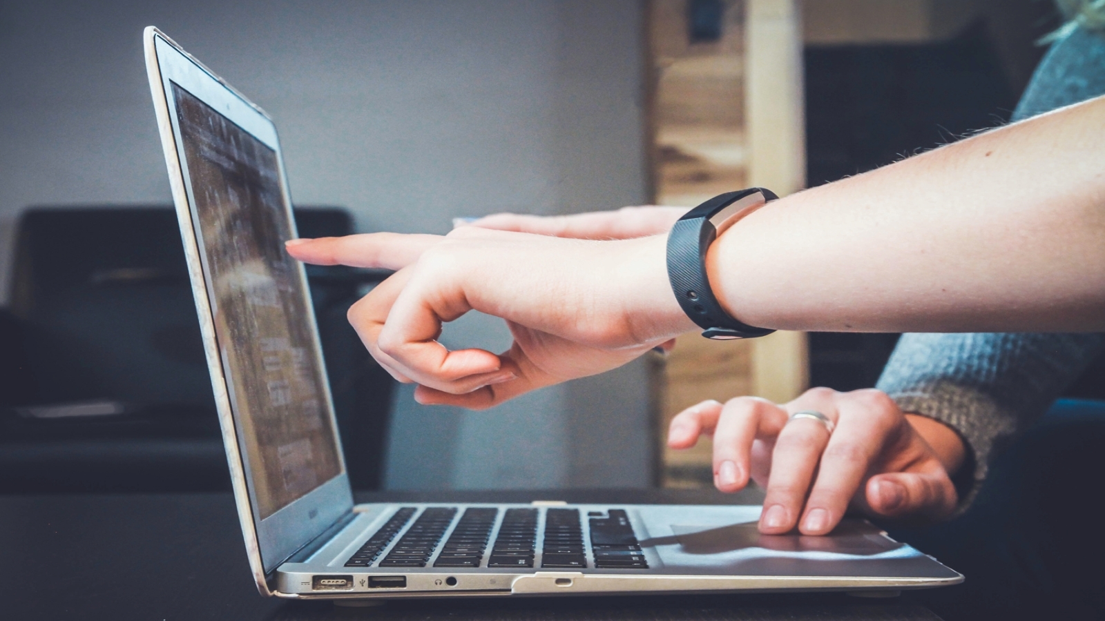 Johnschnobrichunsplash