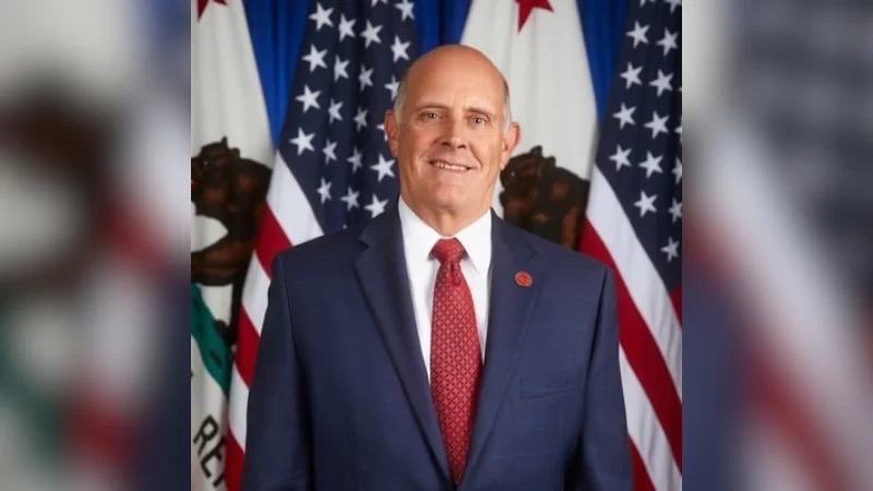 Webp senator%2520kelly%2520seyarto