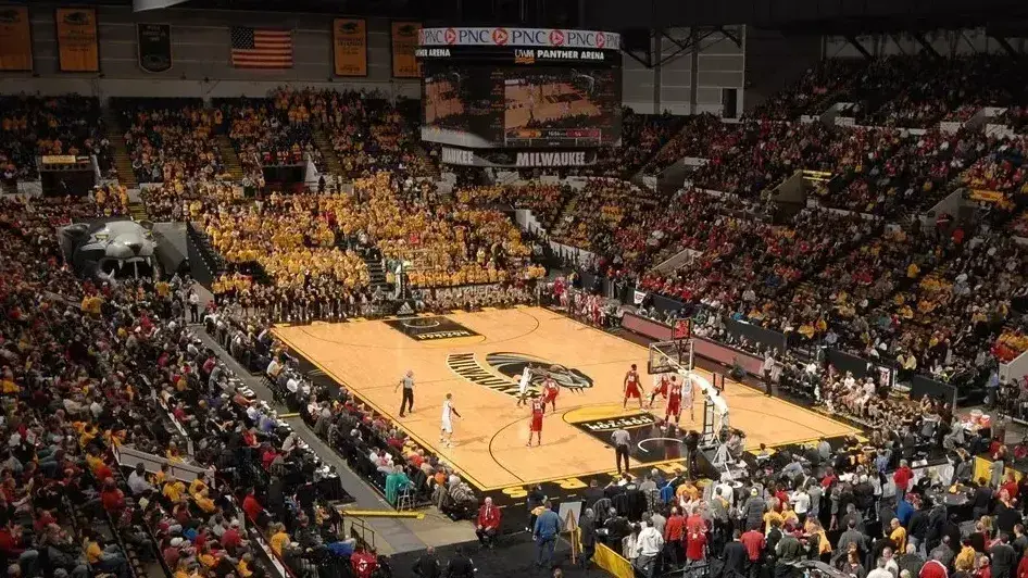 Milwaukee Panthers offer fan events ahead of basketball matchup with Wisconsin Badgers