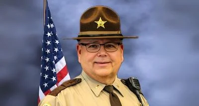 Medium curt