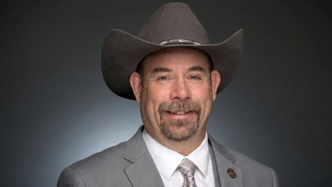 Arizona bill on candidate financial disclosures faced differing objections in House and Senate