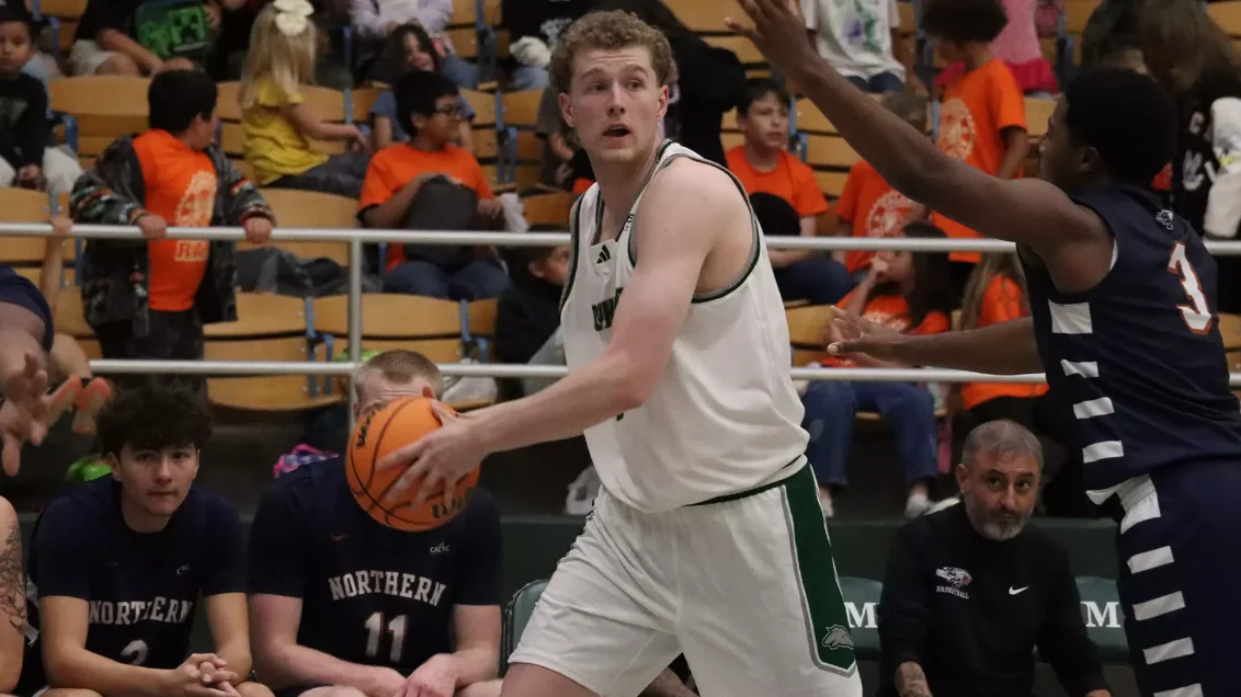 Eastern New Mexico men's basketball prepares for road test against Northwestern Oklahoma State