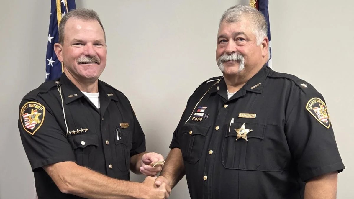 Webp knoxcountyjailadministratorjamescrawfordsheriffdanielweckesser
