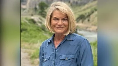 Cynthia Lummis highlights community honors and regulatory changes in August social media posts