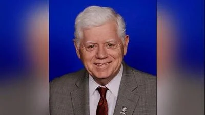 Rep. John Larson voices support for CT Sun and criticizes public health and veteran policy