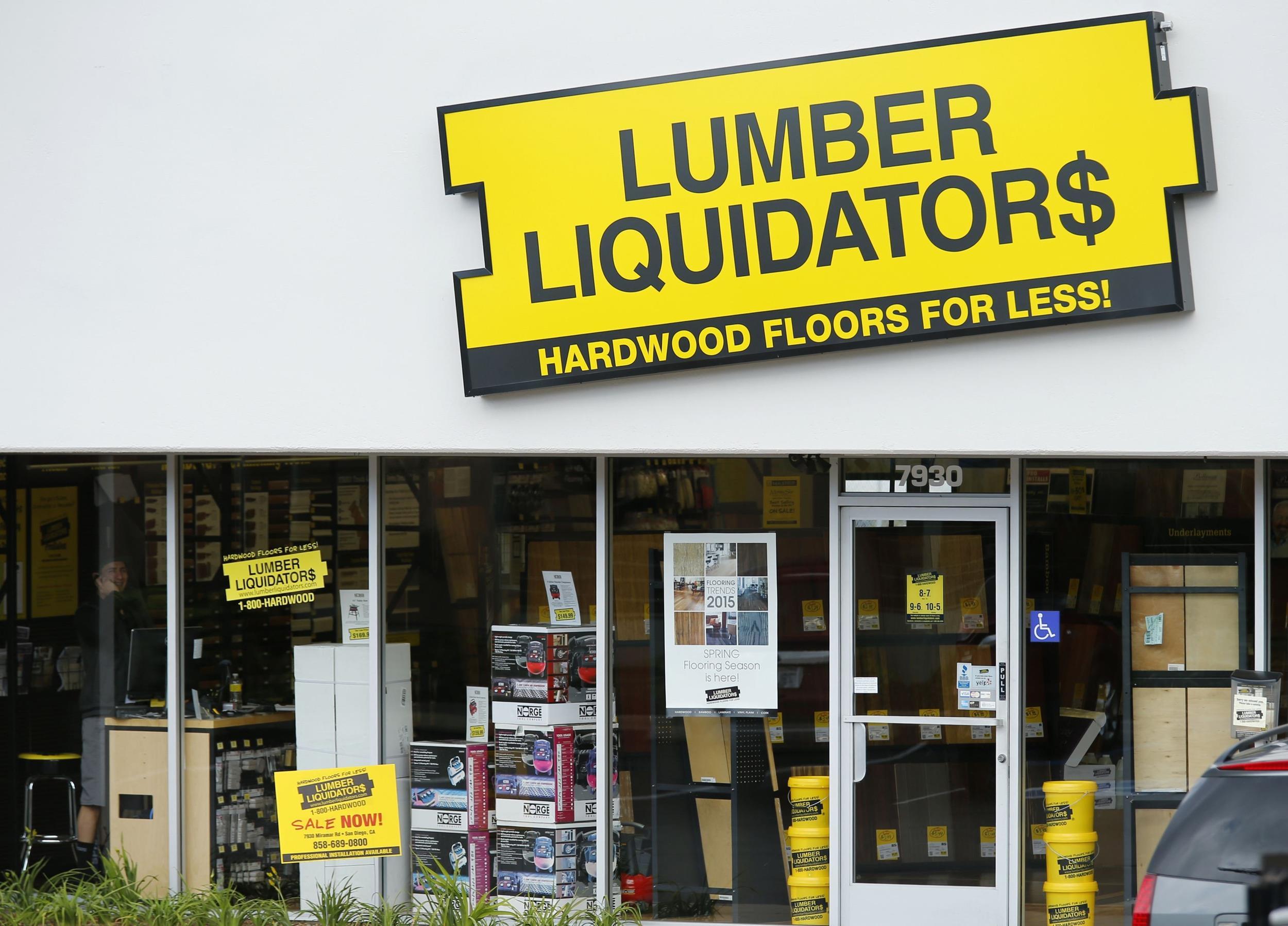 Woman accuses Lumber Liquidators of false advertising West Virginia