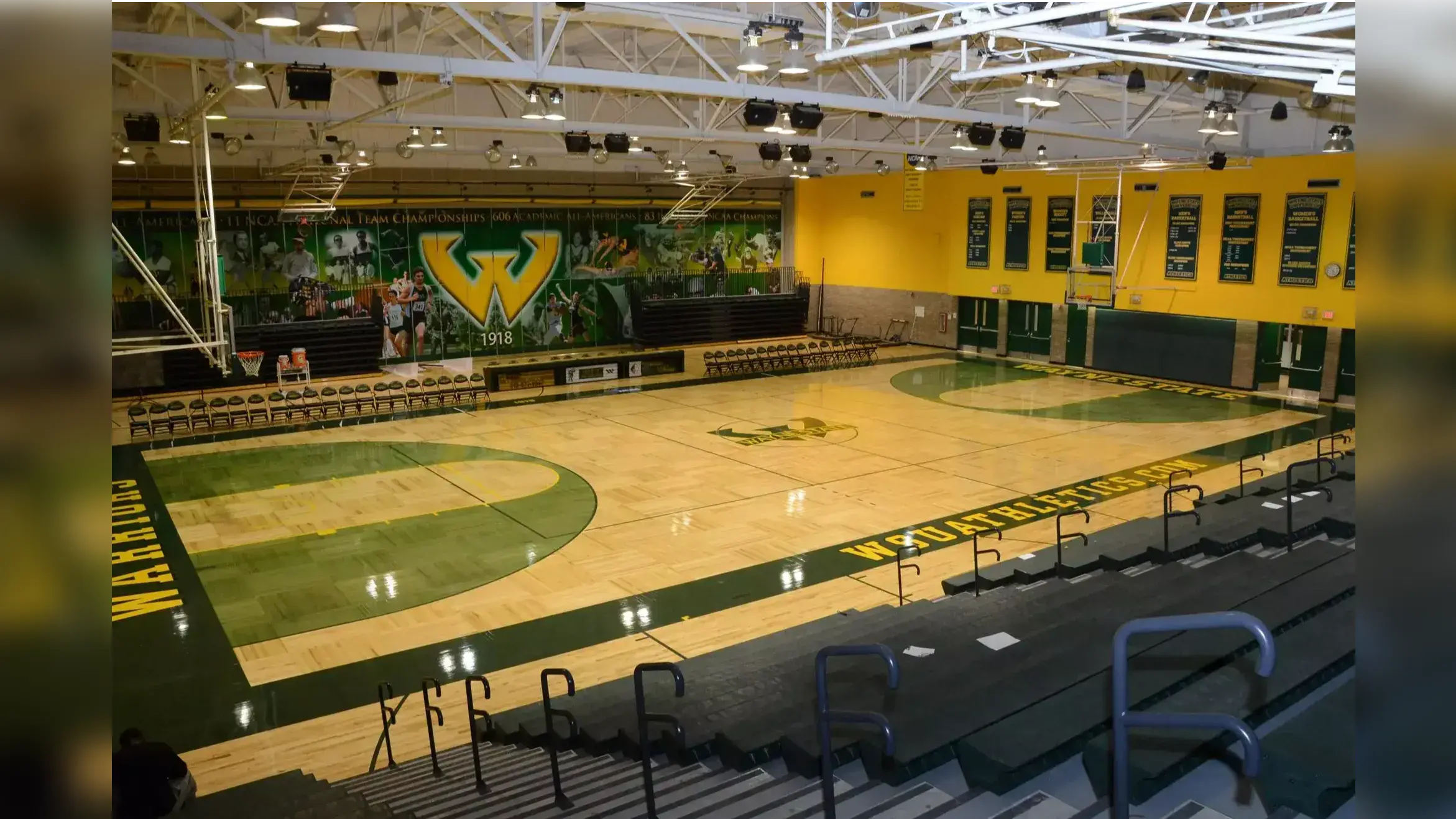 Wayne State volleyball team begins NCAA Regional trip with travel to St. Louis