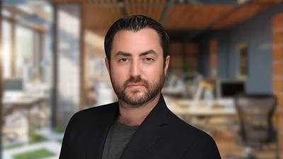 Medium josh hammer