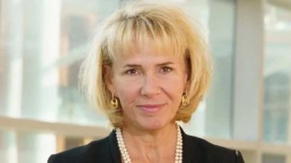 Grad Insights outlines modern leadership career paths and development strategies