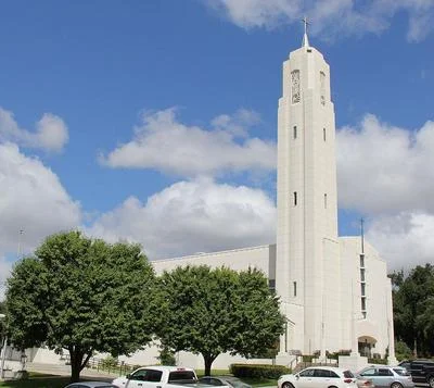 Medium cathedral