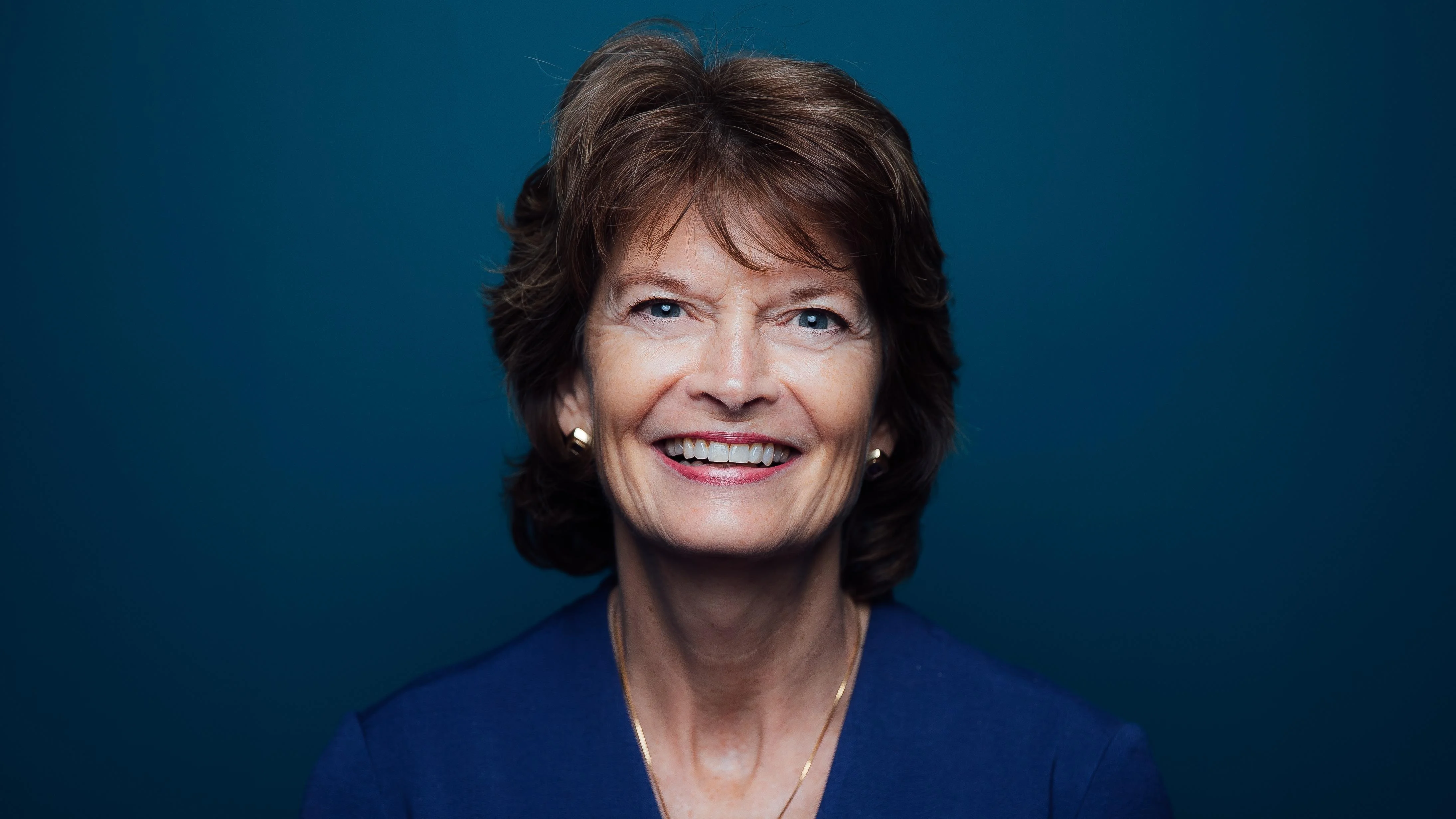 Murkowski highlights passage of law expanding opioid education programs