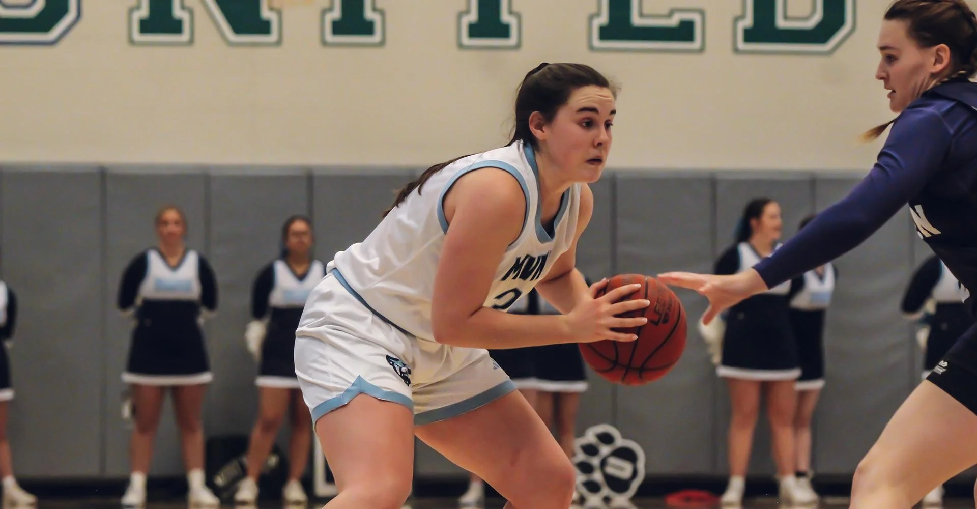 Lady Cougars fall to Taylor University despite strong performances