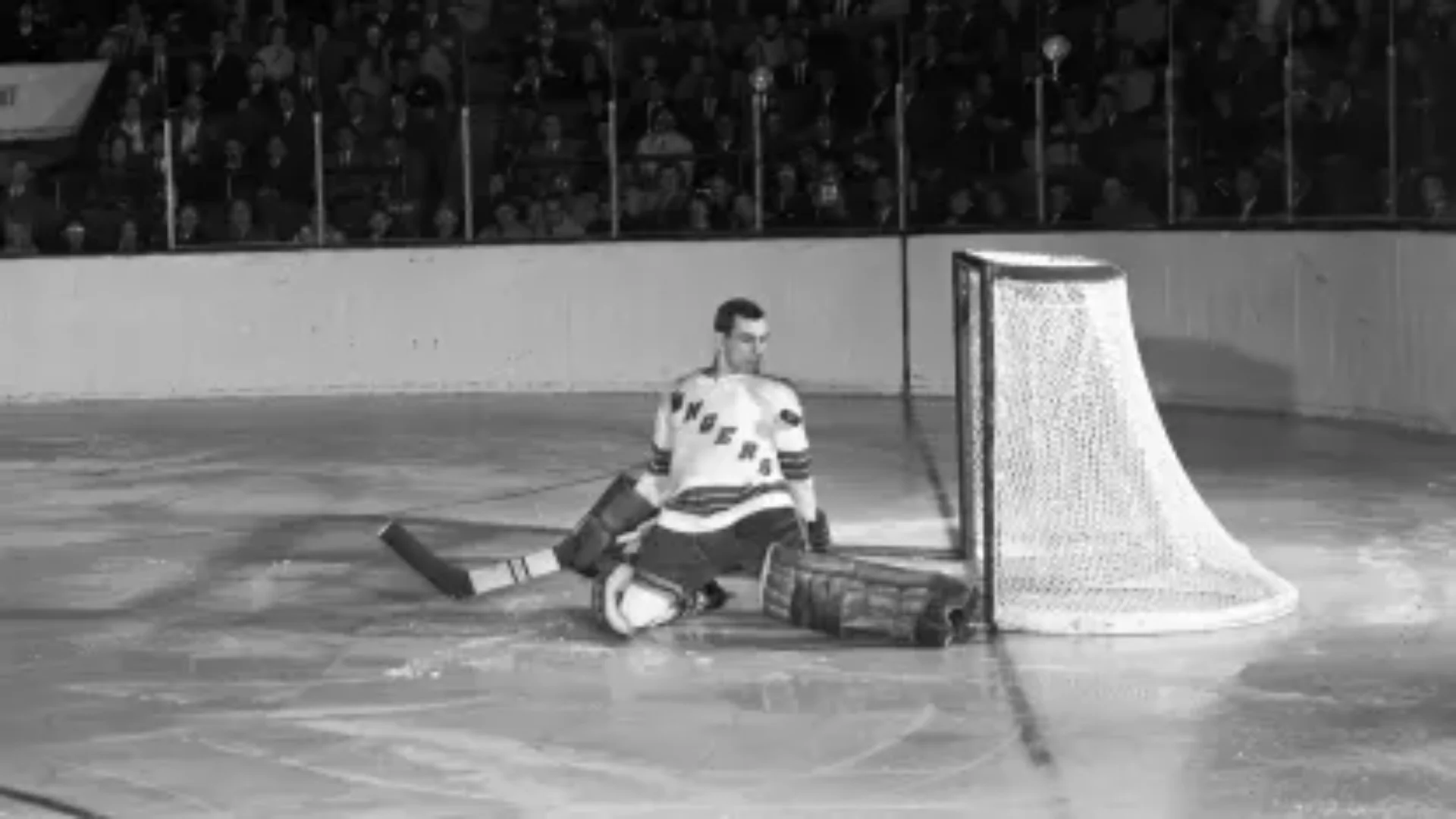 Hockey Hall of Famer Eddie Giacomin dies at age 86