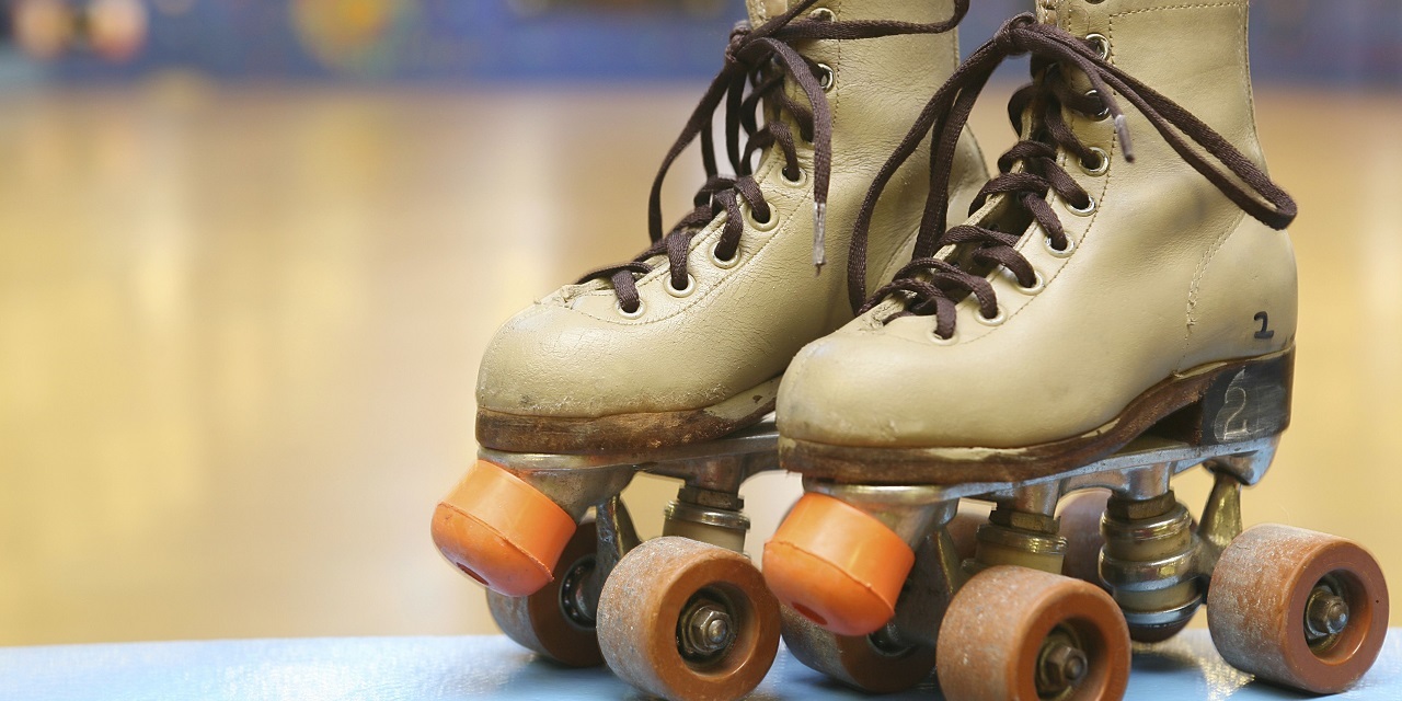 Woman blames Bluefield rink for daughter's roller skating injuries