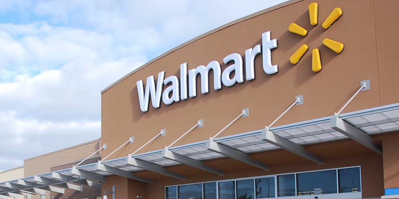 U.S. EEOC accuses Walmart store manager of sexual harassment
