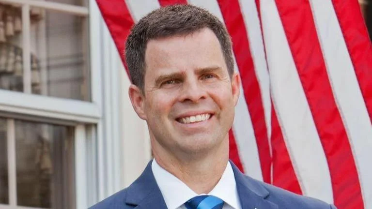 Congressman John McGuire highlights jail visit, veterans’ outreach, and new VA bill on Twitter