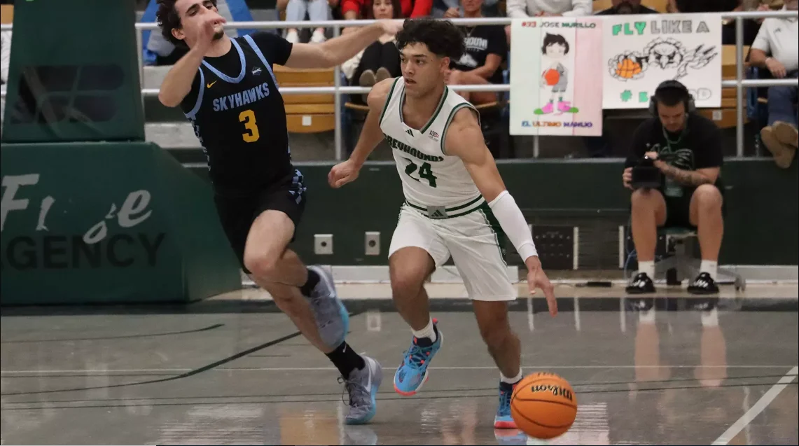 Eastern New Mexico men's basketball hosts kids day event during home game