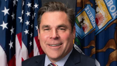 Medium v9sr6f7abzvui7cp7z9s113lewvz